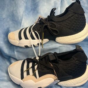 Brand New Adidas Trae Young 2 - “Supervillain” Basketball Shoes